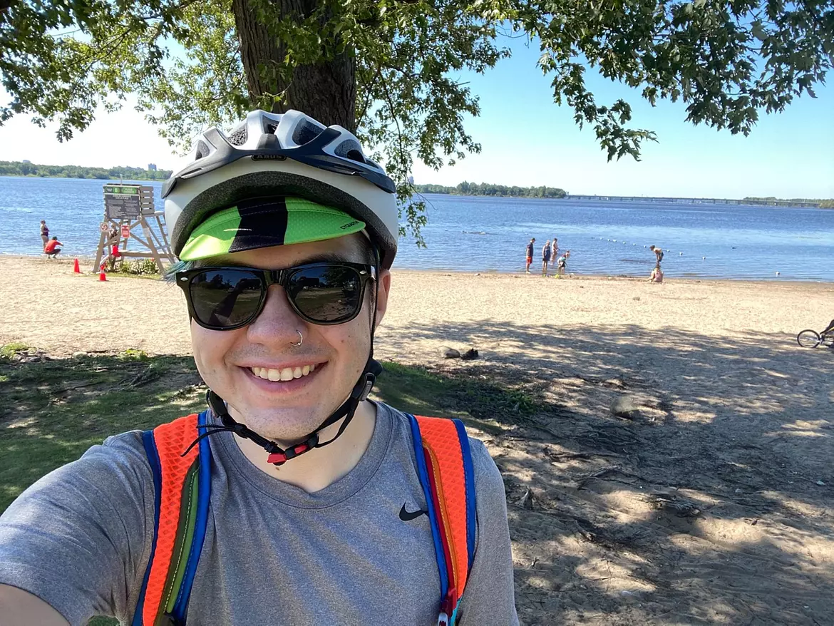 beach selfie